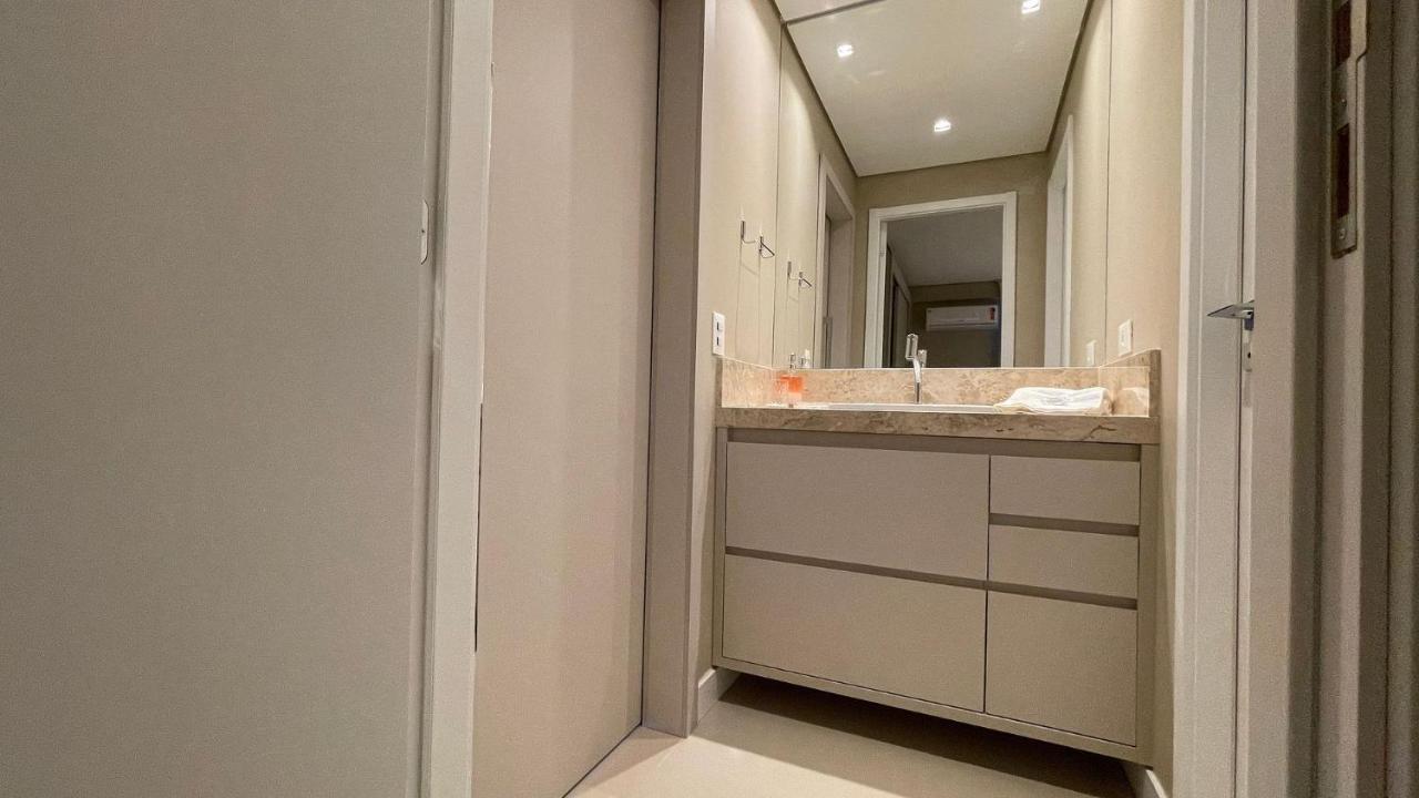 Studio No Ultimo Andar No Centro De Foz Com Vista Para O Rio Parana Apartment Foz do Iguacu Ngoại thất bức ảnh