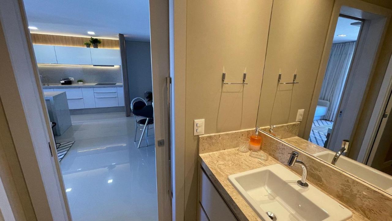 Studio No Ultimo Andar No Centro De Foz Com Vista Para O Rio Parana Apartment Foz do Iguacu Ngoại thất bức ảnh